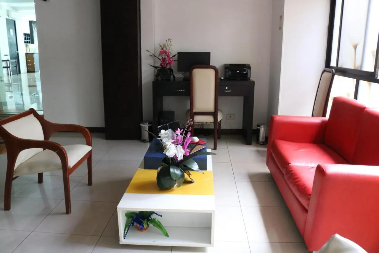 Hotel Medellin 33 3*,  Colombia